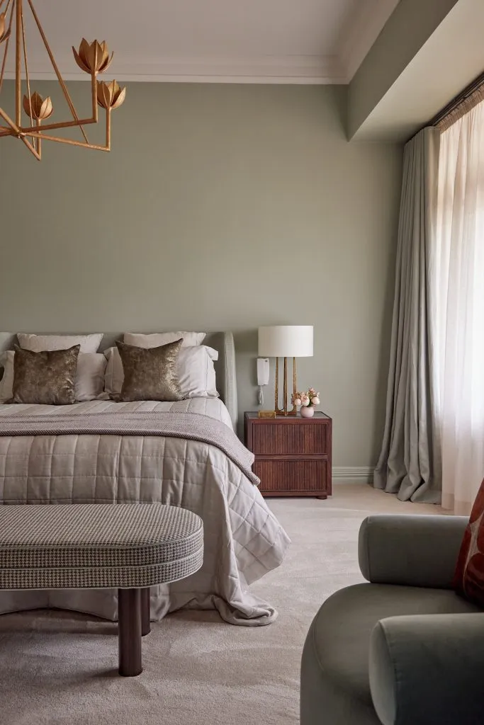 Maria Papantoniou-Kurraba Point-4